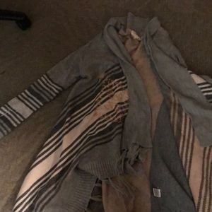 LA hearts Boho Sweater